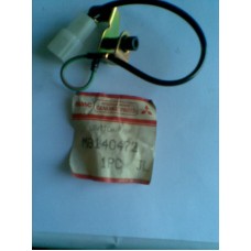 MB140472  MITSUBISHI PAJERO BRAKE SWITCH